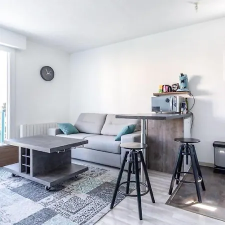 Appartement Le Baudelaire - Cosy Et Parking à *