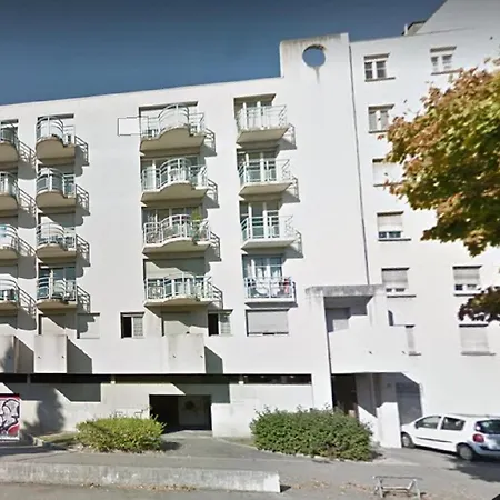 Appartement Le Baudelaire - Cosy Et Parking à